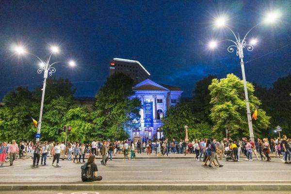 Publicul este interesat de cultură